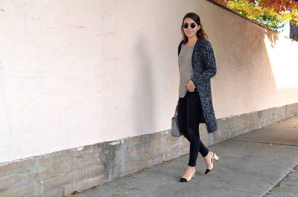 The most wanted shows, chanel, two tone shows, slingback heels, chanel slingback, black, must have, shoes, must have chanel shoes, fall 2016, classic pair of shoes, cardigan, long cardigan, black and gray look, long knit cardigan