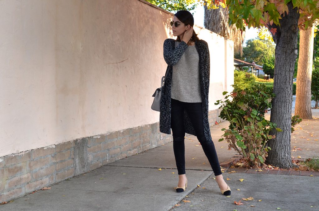 The most wanted shows, chanel, two tone shows, slingback heels, chanel slingback, black, must have, shoes, must have chanel shoes, fall 2016, classic pair of shoes, cardigan, long cardigan, black and gray look, long knit cardigan