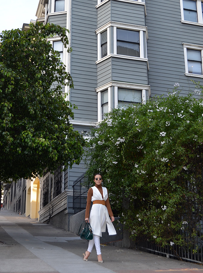 LongVest-WhiteVest-FallStyle-Vest-WhiteJeans-SanFrancisco-SanFranciscoStreets-SanFranciscoStreetStyle-KarlaVargas