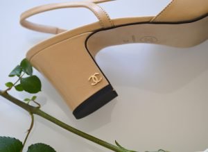 Chanel sale 219 sandals