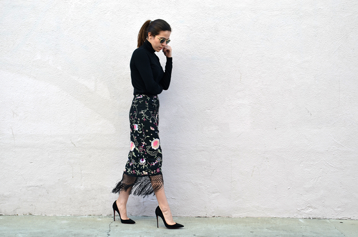KarlaVargas-EmbroiderySkirt-SanDiegoBlogger-SanFranciscoBlogger-christianlouboutinpumps