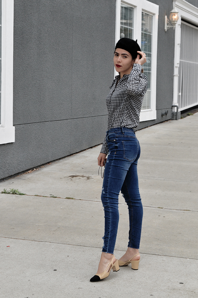 KarlaVargas-MyStylosophy-Gingham-BlackBeret-SanDiegoStyleBlogger-MyStyle-Howto-FrenchStyle-HowTo-Jeans-SanDiegoStreets