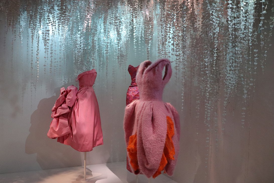 ChristianDior-Paris-GoldenAge-Dior-DiorGowns-Gowns-ParisExhibit