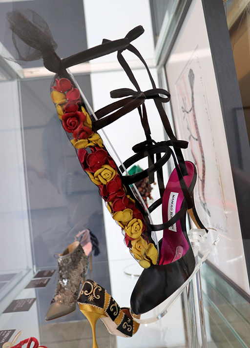 Manolos-manoloblahnik-blahnik-manolos-shoes-pumps-manoloshoes-shoelovers-shoedesigner-shoelove