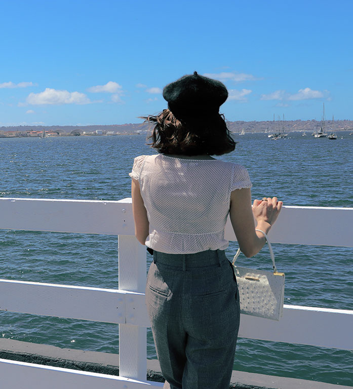 checkpants-pants-springlook-springstyle-mystylosophy-sandiegostyle-karlavargas-beretstyle