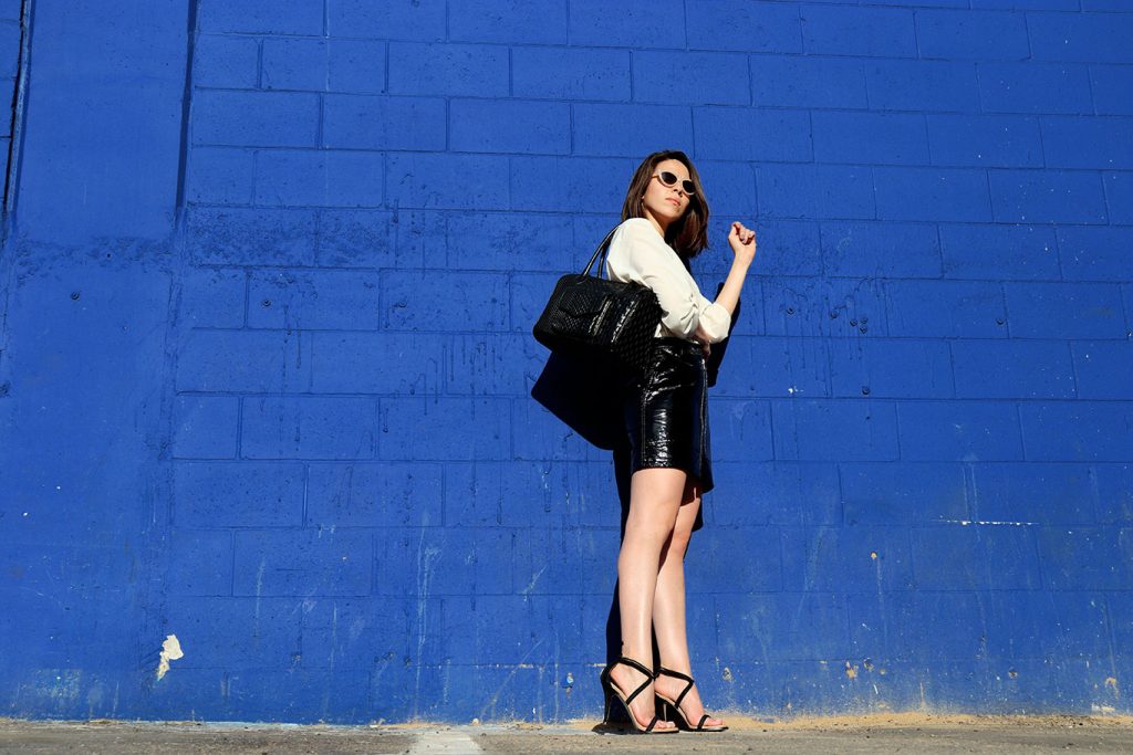 blackskirt-springstyle-pvcskirt-blackheels-karlavargas-sandiegoblogger-pvctrend-trend2018