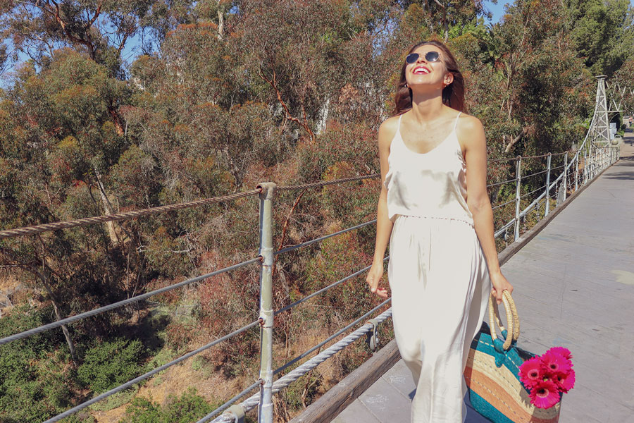 KarlaVargas-RattanBag-MustHaveBag-Summer2018-Bags-SummerBags-Rattan-SummerStyle-WhiteDress-SanDiego-SanDiegoStyle-MexicanBlogger